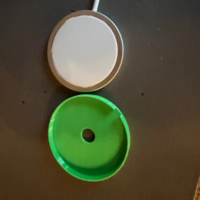 Giá/holder cho puck sạc Apple MagSafe dùng dây bện (braided cord)