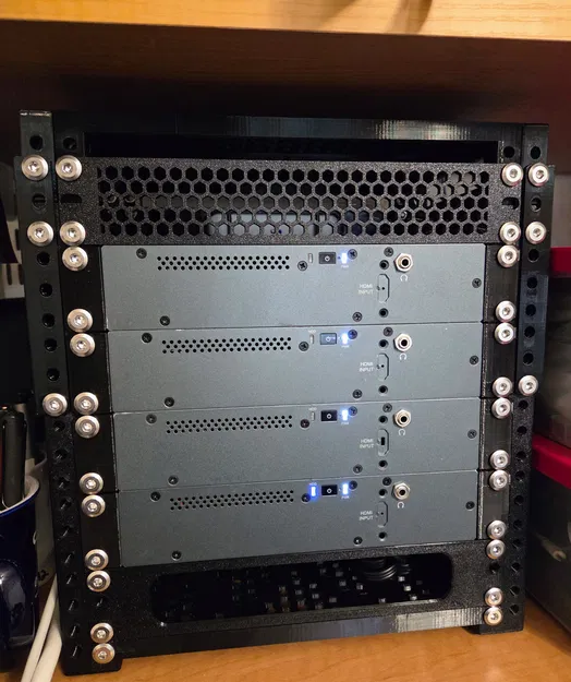 Tai rack 10 inch cho PC digital signage Seneca Element MP - Image 1