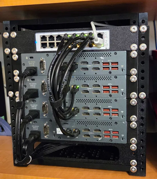 Tai rack 10 inch cho PC digital signage Seneca Element MP - Image 2