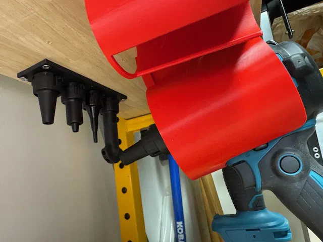 Giá đỡ nozzle cho Makita Blower XSA01 (Nozzle Holder) - Image 5