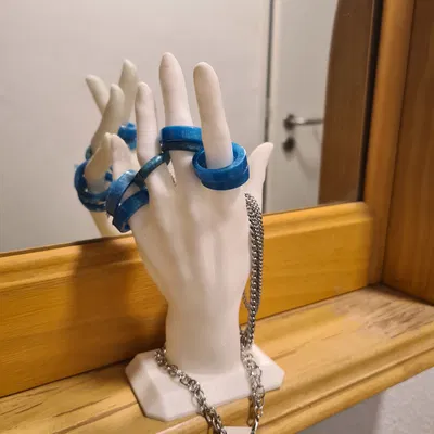 Giá đỡ trang sức hình bàn tay