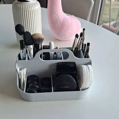 Hộp đựng đồ trang điểm (Make-up storage box)