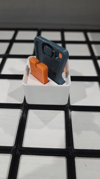 Gridfinity Anvil Plastic Scraper 1x1 - Image 1