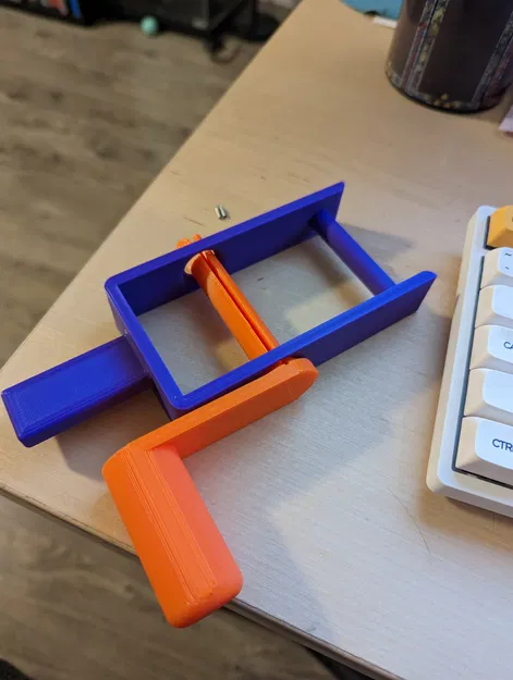 Boxing Hand Wrap Roller (Con lăn quấn băng tay boxing) - Image 1