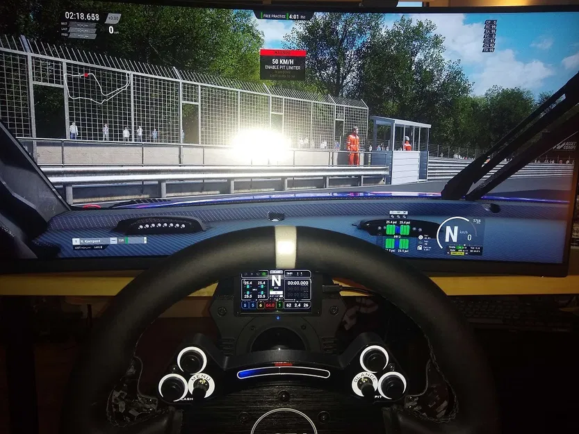 Dashboard 3.5" gắn nam châm cho Moza R9 - Image 1