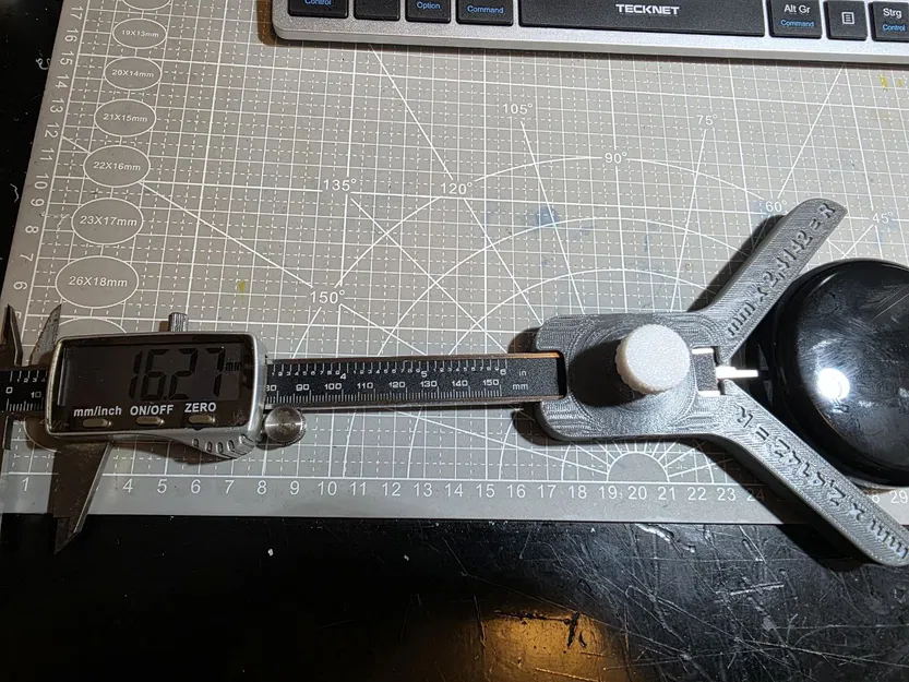 Radius Messvorrichtung (Thiết bị đo bán kính) - Image 1