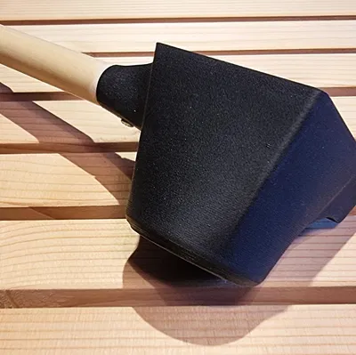 Muỗng múc nước sauna (Sauna Ladle) / Louche de sauna