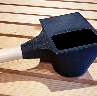 Muỗng múc nước sauna (Sauna Ladle) / Louche de sauna