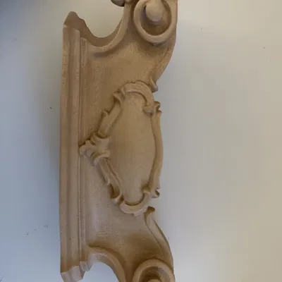 Giá đỡ điêu khắc (Scluptured support)