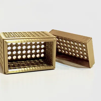 Hộp Lỗ Lục Giác Kèm Nắp Snap-On (Hex Hole Box with Snap-On Lid!)