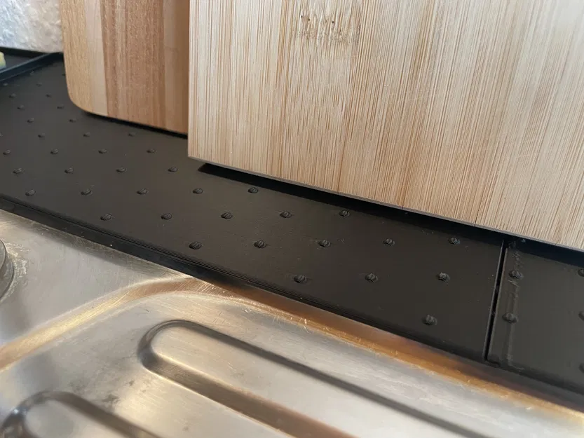 Miếng Che Khe Bồn Rửa (Mặt Dốc Dẫn Nước Về Bồn) - Image 2