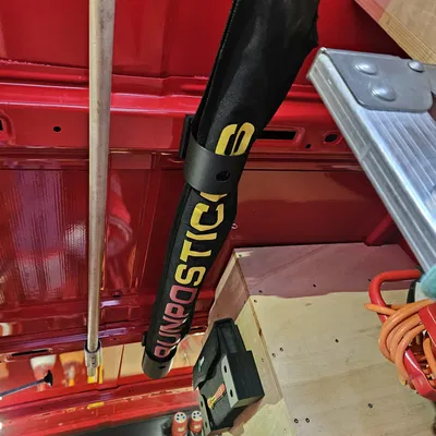 Giá đỡ RUNPOTEC RunpoSticks Comfort (lắp trần & gắn tường)