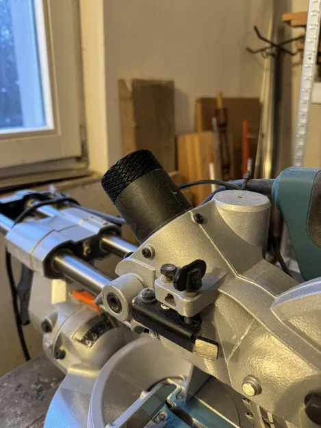 Adapter hút bụi máy cưa góc Makita (44.5mm sang 35mm cho ống hút bụi) - Image 2