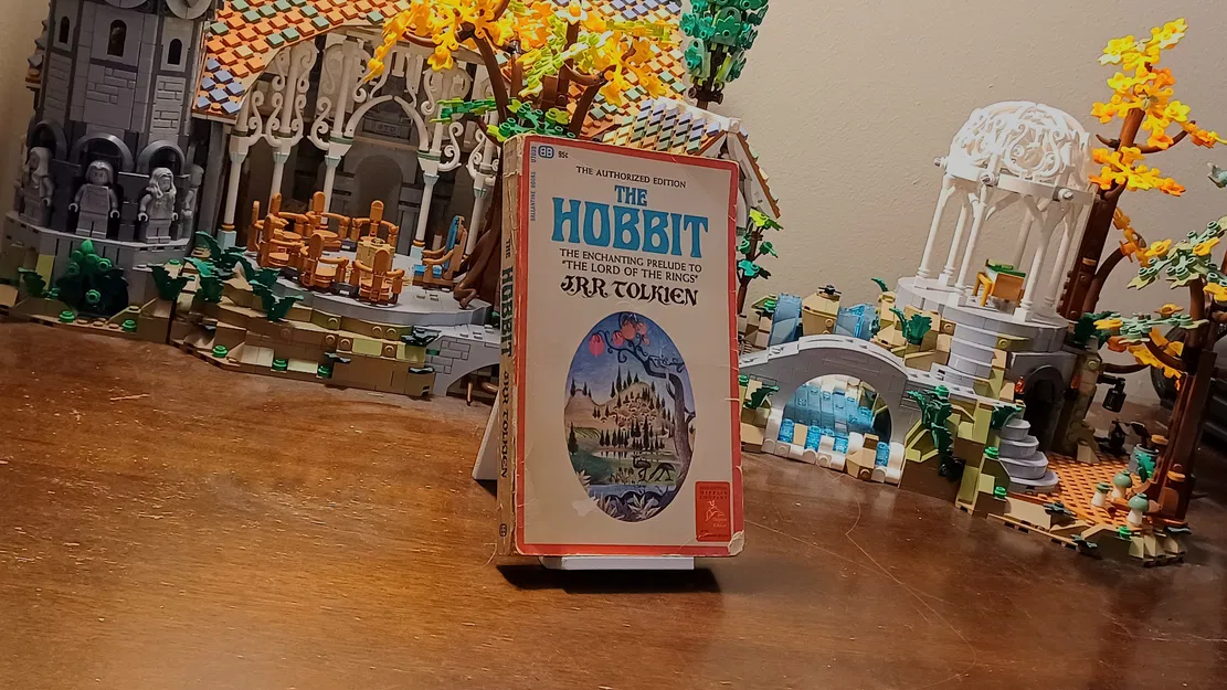 Kệ Đỡ Sách Để Bàn (Desk Top Book Stand) - Image 1