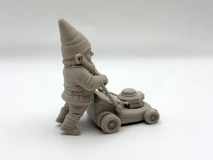 Gnome Làm Vườn Cắt Cỏ (Lawn Mower Garden Gnome) - Image 3