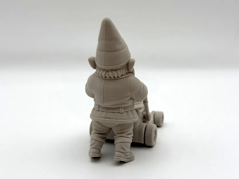 Gnome Làm Vườn Cắt Cỏ (Lawn Mower Garden Gnome) - Image 5