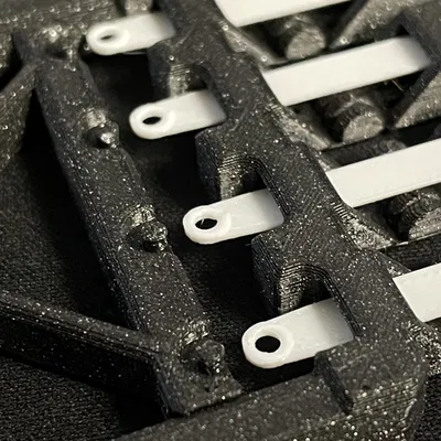 Đồ chơi Bàn tay Robot - REMIX