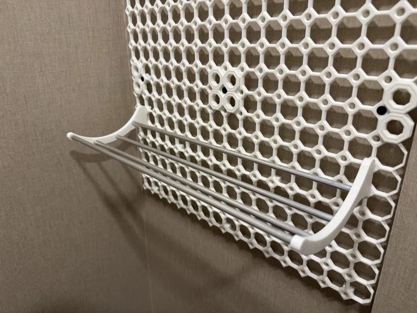 Giá treo cuộn băng keo Multiboard 6mm - Image 1