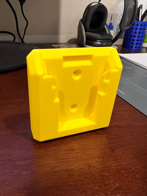 Giá treo pin Dewalt Battery Holder - Image 1