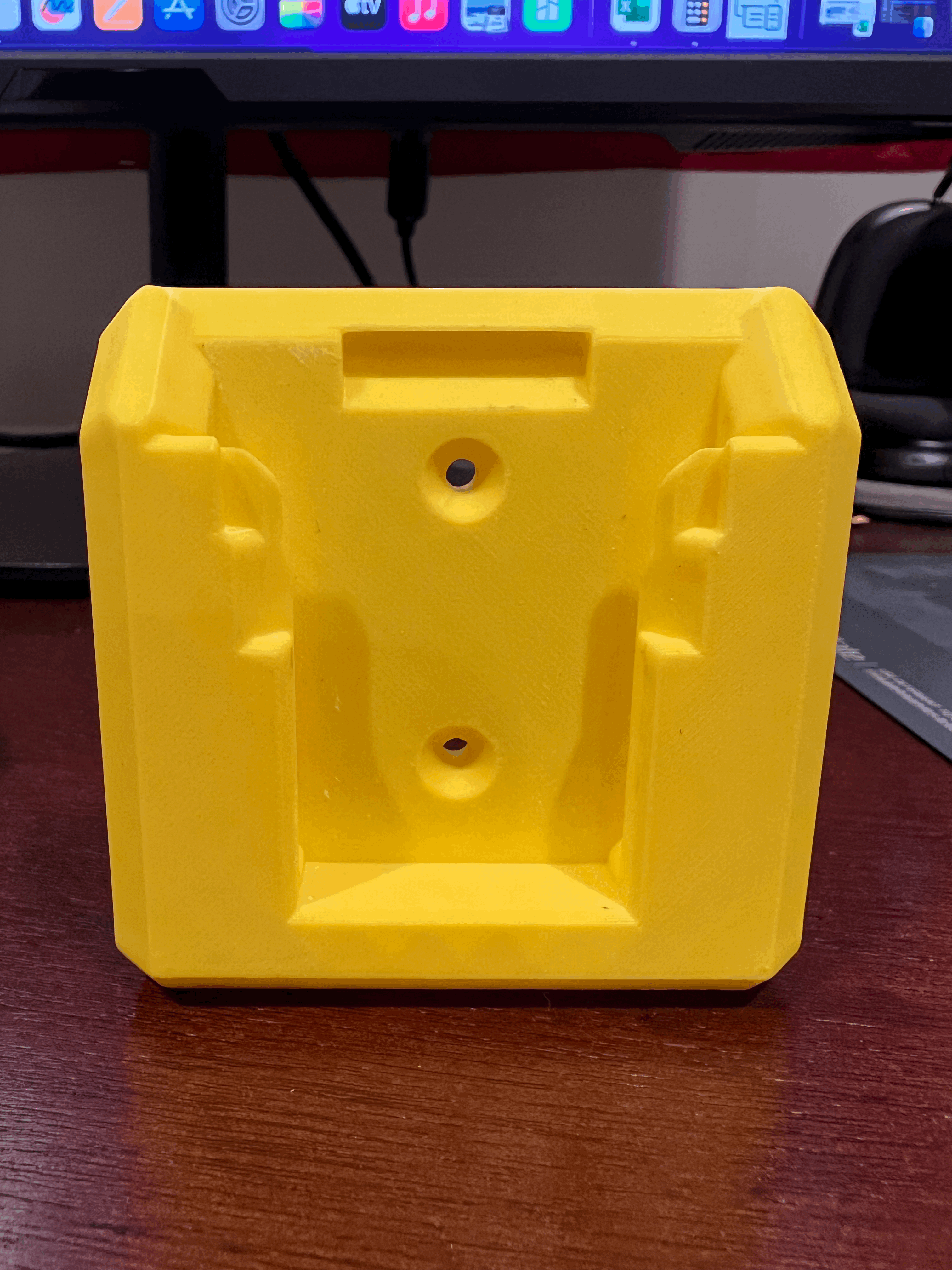 Giá treo pin Dewalt Battery Holder