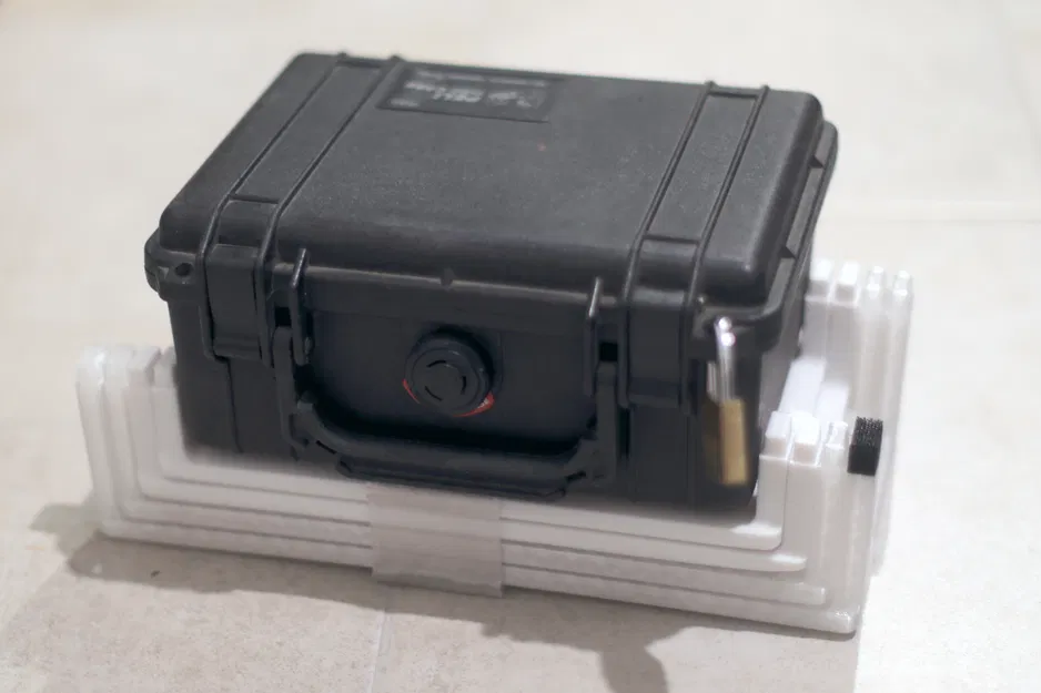 Bàn xếp chồng tiết kiệm chỗ kèm vớ chân (Space-saving stackable tables with socks) - Image 10