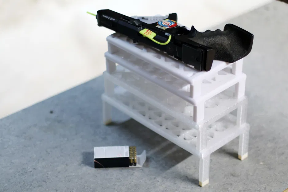 Bàn xếp chồng tiết kiệm chỗ kèm vớ chân (Space-saving stackable tables with socks) - Image 12