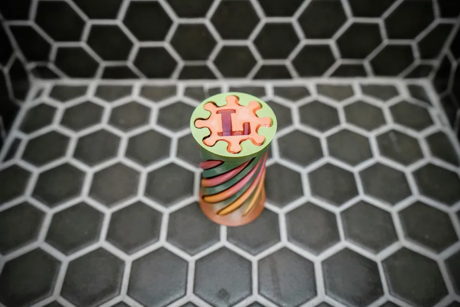 Fidget Vortex Xoắn Ốc Chữ L (Letter L Spiral Vortex Fidget) - Image 3