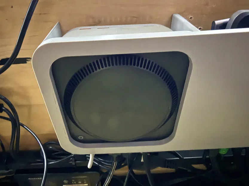 Giá treo dưới bàn Mac Mini M4 kèm kệ bên hông - Image 4