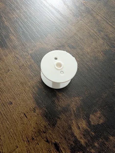 Ống suốt (spool) thay thế cho máy may trẻ em Stich n Sew - Image 1