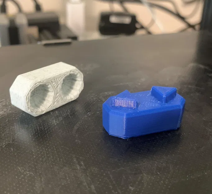 Gạch Xây Dựng "Cuối Mét Sợi Nhựa" - Image 3