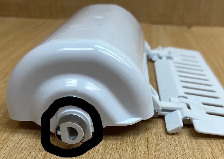 Chi tiết thay thế máy làm đá để bàn Igloo dạng chữ D - Image 1