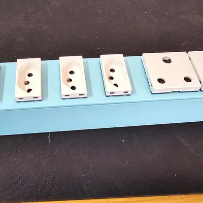 Multiplug cho module Matrix trong code build123d