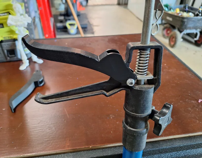 Tay cầm remix cho giá đỡ xây dựng điều chỉnh được - Image 2