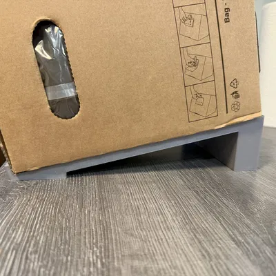 Giá đỡ hộp mošt 5L (Držák krabice na mošt 5l)