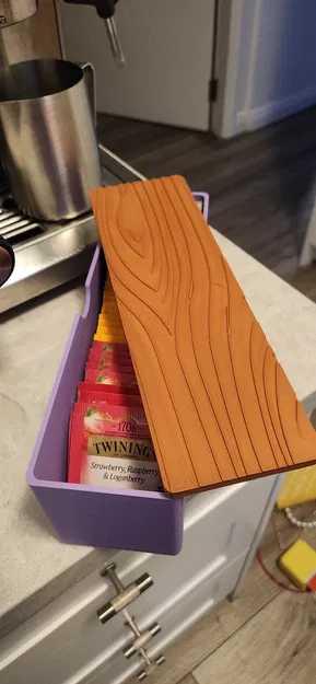 Hộp Đựng Túi Trà với Nắp Vân Gỗ - Image 1