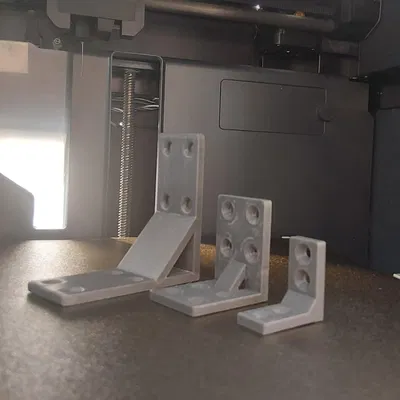 Ke góc cho đồ gỗ (Winkel für Holzmöbel etc.)