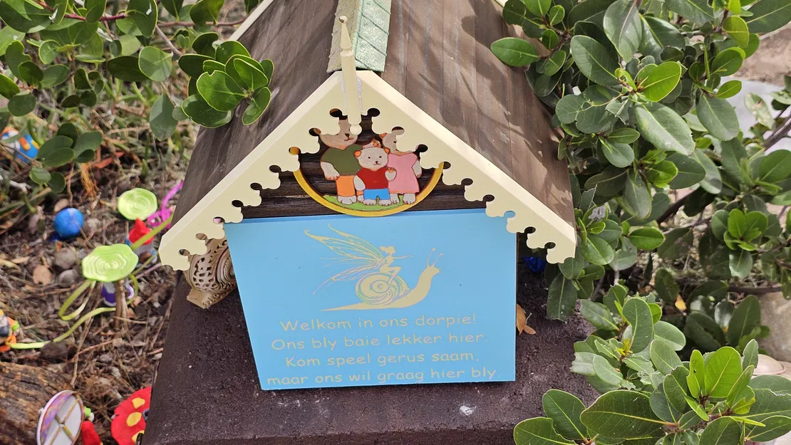 Ván diềm mái nhà búp bê (Doll's house barge boards) - Image 3