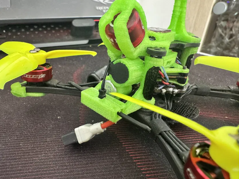 Giá đỡ tụ điện, buzzer và anten ELRS cho AlfaRC Beetle 3 - Image 1