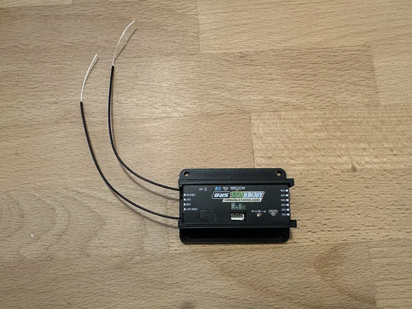 Ngàm gắn receiver FrSky SR8+ (mounting) - Image 3