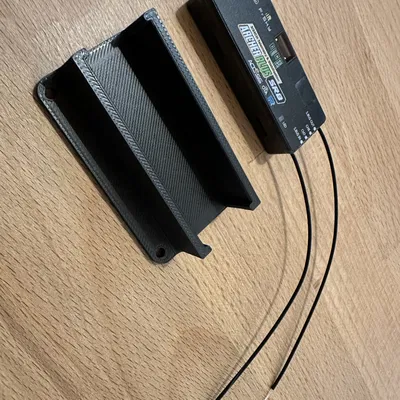 Ngàm gắn receiver FrSky SR8+ (mounting)