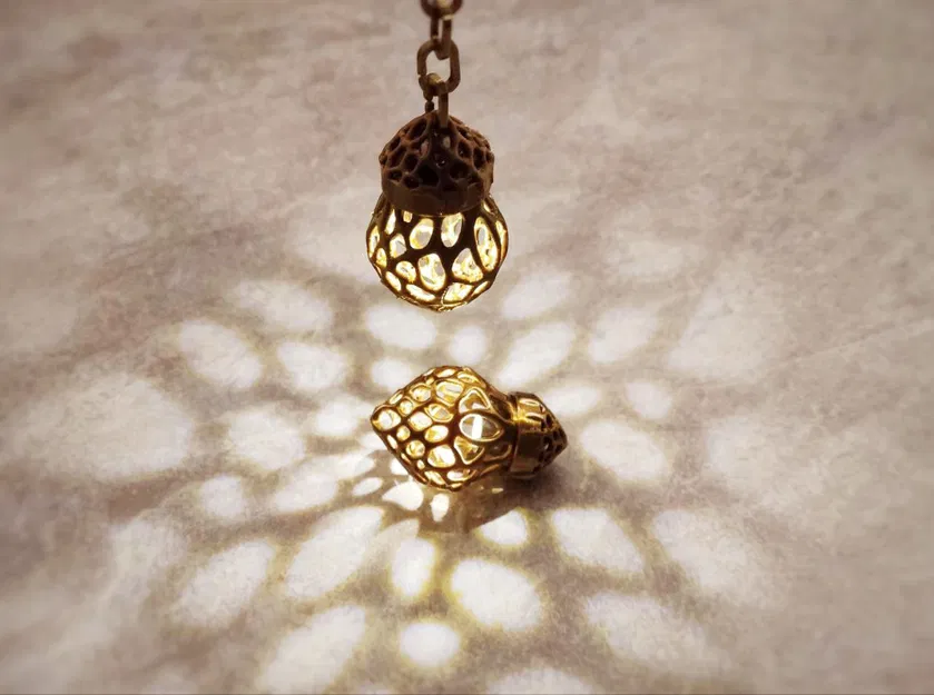 Mặt dây chuyền nhỏ hoa văn đục lỗ – Khuếch tán tinh dầu & đèn mini - Image 2