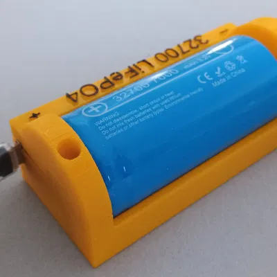 LiFePo4Charger – Bộ sạc pin LiFePO4 32700 đơn giản