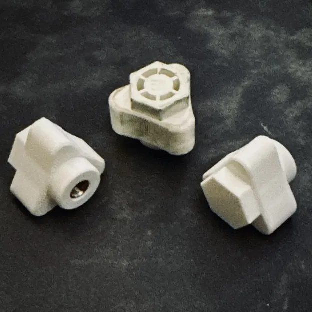 GM-triangel handle knob nut (đai ốc núm vặn tay cầm tam giác) cho GM - Image 1