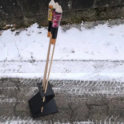 Giá đỡ rocket pháo hoa 3 ống (3er Feuerwerksraketenhalter)