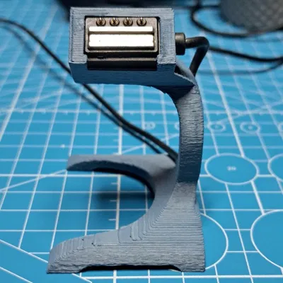 Đế sạc Suunto 9 Baro – Charging Stand & Desktop Dock