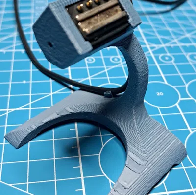 Đế sạc Suunto 9 Baro – Charging Stand & Desktop Dock