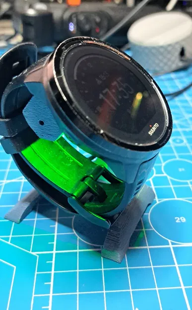 Đế sạc Suunto 9 Baro – Charging Stand & Desktop Dock - Image 5