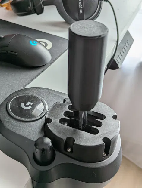 Núm cần số Logitech Gear Shifter + Adapter - Image 3