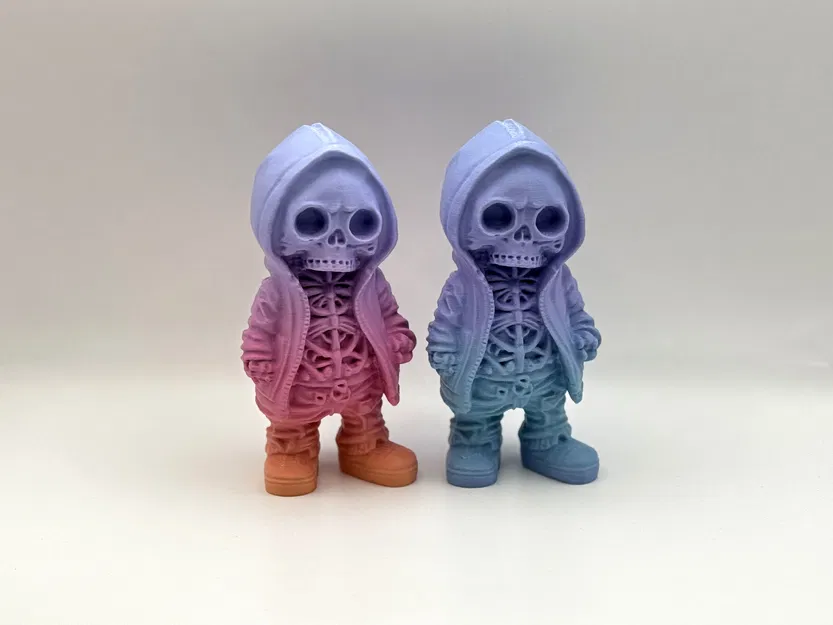 Tượng Bộ Xương "Chất Chơi" Trong Hoodie - Image 4