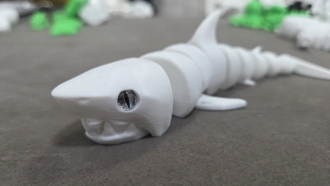 Cá mập khớp nối (Articulated) – Tương thích mắt kính 6mm - Image 1